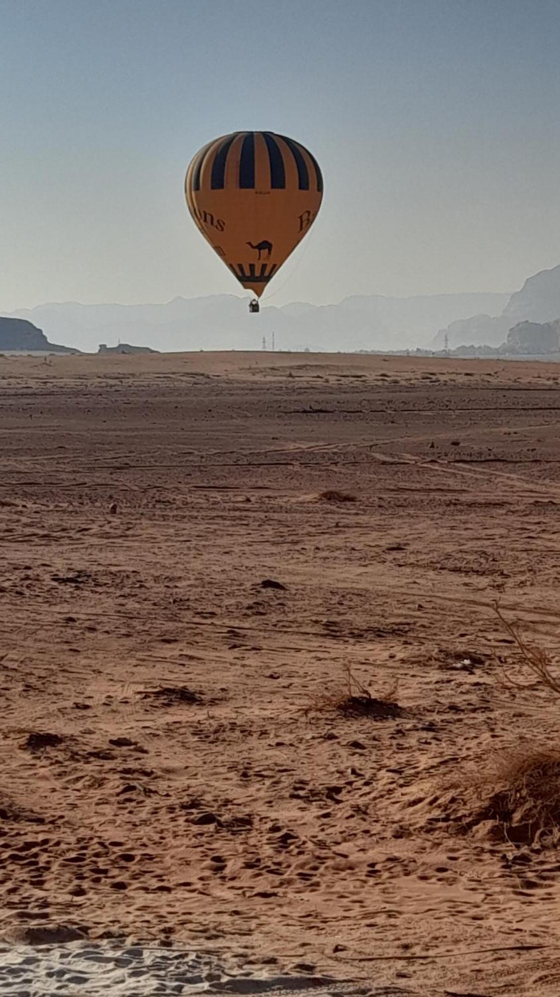Star Magic Camp Hotel Wadi Rum Ngoại thất bức ảnh